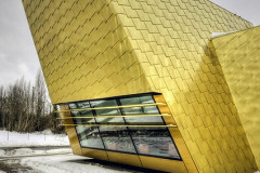 Luckenwaide Library