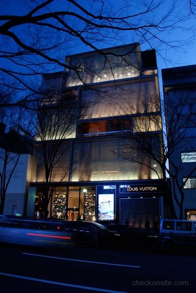 LOUIS VUITTON OMOTESANDO – WORKS  Jun Aoki & Associates / 青木淳