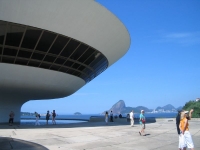 niteroi-contemporary-art-museum03